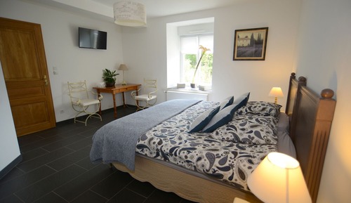 Chambre Confort avec lits jumeaux, accessible aux personnes à mobilité réduite (Senteurs du sud)