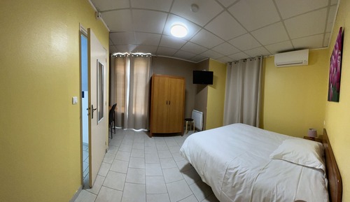 Chambre Double, accessible aux personnes à mobilité réduite