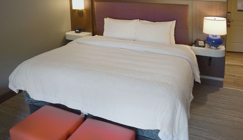 Chambre Deluxe, 1 très grand lit et 1 canapé-lit