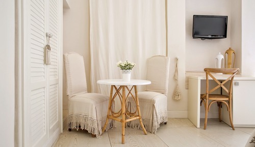 Chambre Triple, balcon