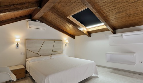 Appartement, terrasse, vue piscine