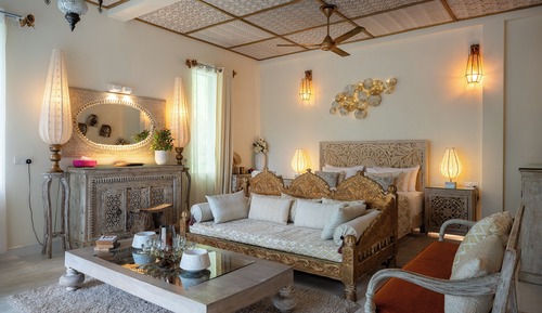 Chambre Double Luxe, 1 très grand lit, baignoire, vue jardin