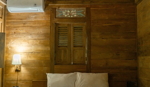Cottage Signature