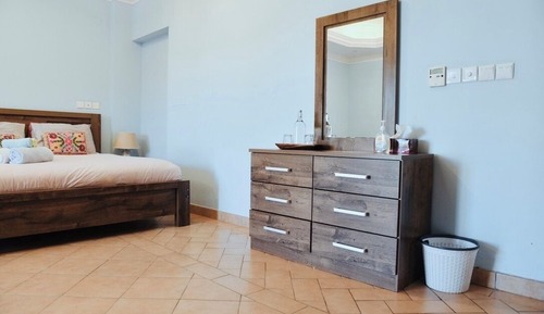 Chambre Supérieure, vue piscine