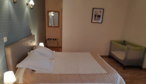 Chambre Double (Jonquille)