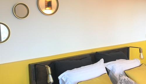 Chambre Quadruple, salle de bains privée, vue jardin
