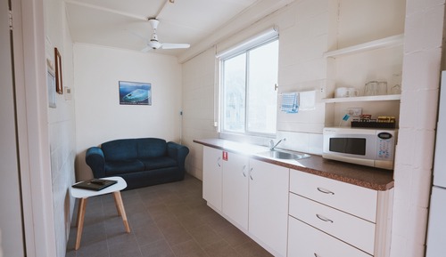 Cabane, salle de bains attenante