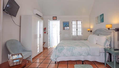 Chambre Premium, 1 très grand lit, balcon, vue port
