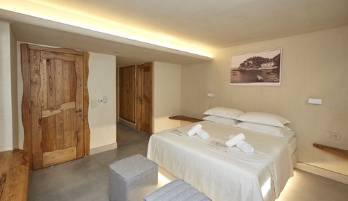 Villa Luxe, 3 chambres, vue partielle sur la mer, en bord de piscine