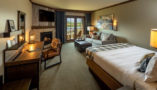 Chambre Deluxe, 1 très grand lit et 1 canapé-lit