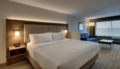 Chambre Standard, 1 très grand lit, accessible aux personnes à mobilité réduite (Roll-In Shower)