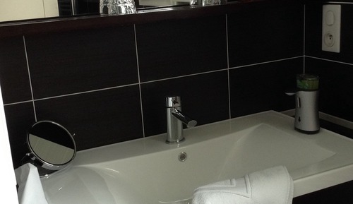 Chambre Double Standard, salle de bains attenante