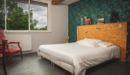 Chambre Double, salle de bains attenante