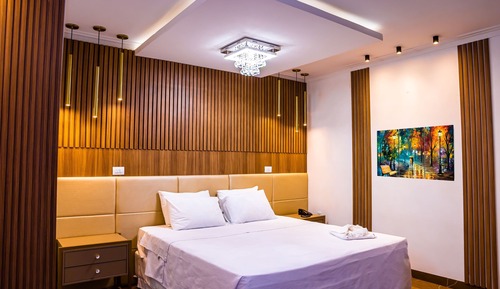 Chambre Supérieure, 1 très grand lit