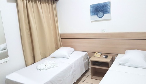 Chambre Standard Double ou avec lits jumeaux
