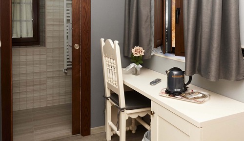 Chambre Triple, balcon