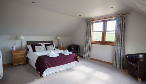 Chambre Double, salle de bains attenante