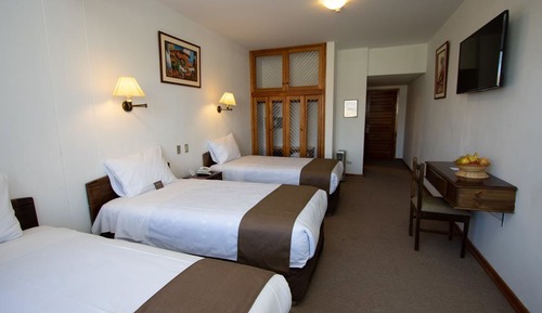 Chambre Triple, 3 lits une place