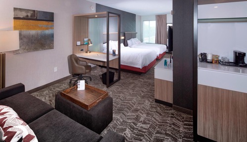 Suite, plusieurs lits (Mobility/Hearing Accessible, Tub)