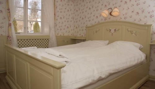 Chambre Standard Double ou avec lits jumeaux, salle de bains privée