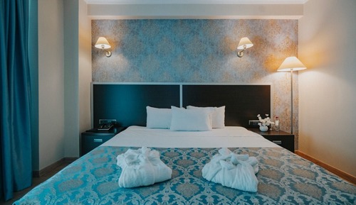 Suite Royale, 1 très grand lit et 1 canapé-lit, terrasse, vue mer