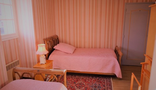 Chambre Double (Rose)