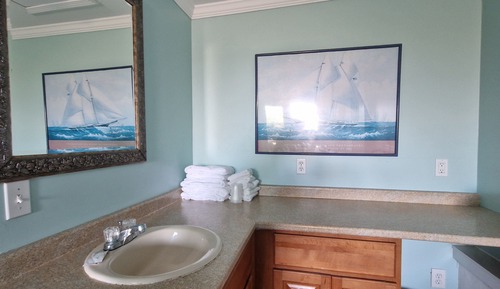 Chambre, 2 grands lits, en bord de plage