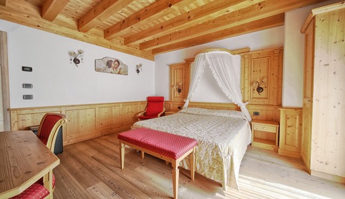 Chambre Double, 1 grand lit, terrasse
