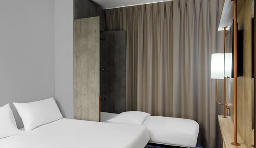 Chambre Triple, plusieurs lits