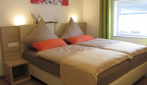 Chambre Double Classique, réfrigérateur et four à micro-ondes