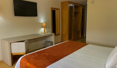 Habitación estándar, 1 cama de matrimonio grande handicap