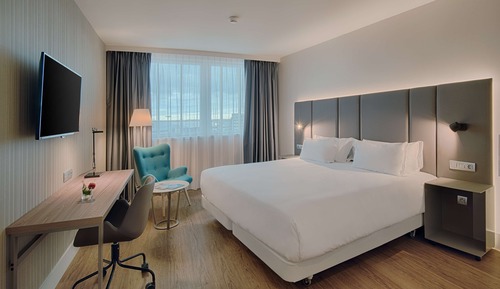 Chambre Supérieure (Extra Bed 2 Adults + 1 Child)