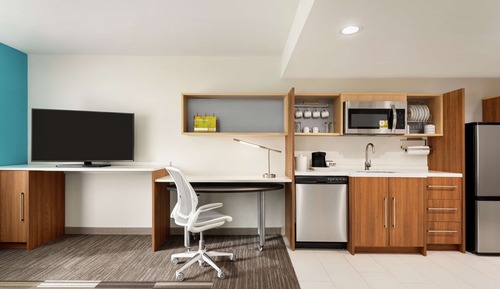 Suite, 1 grand lit, accessible aux personnes à mobilité réduite (Hearing)