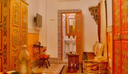 Chambre Triple Deluxe, salle de bains attenante, dans la tour