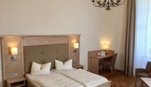 Chambre Quadruple, salle de bains attenante