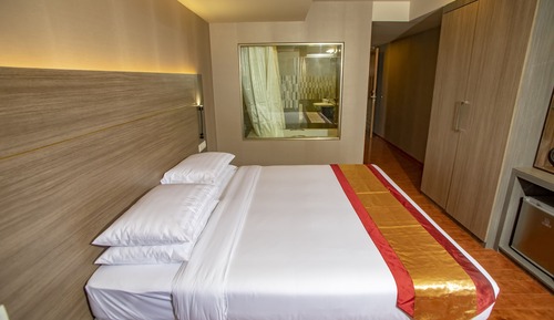 Chambre Familiale, chambres communicantes (Premier)