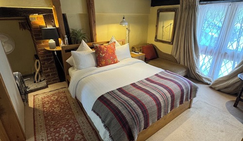 Chambre Double Tradition, 1 grand lit, non-fumeurs, salle de bains attenante