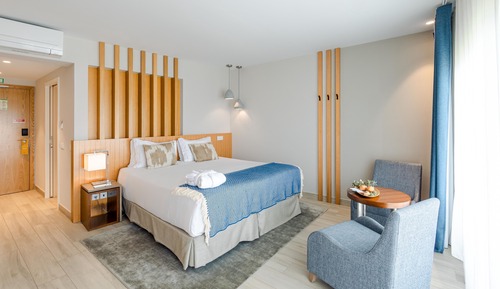 Chambre Double, vue lac