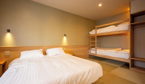 Chambre Quadruple Supérieure, plusieurs lits (A)