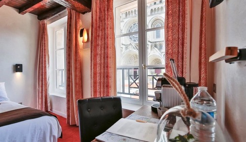 Chambre Petite Cathedrale