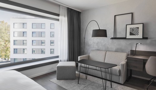 Studio Supérieur, 1 grand lit et 1 canapé-lit, vue cour intérieure