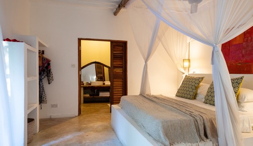 Standard Double Suite