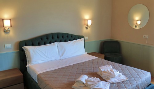 Chambre Double Romantique, 1 grand lit, non-fumeurs, vue vallée