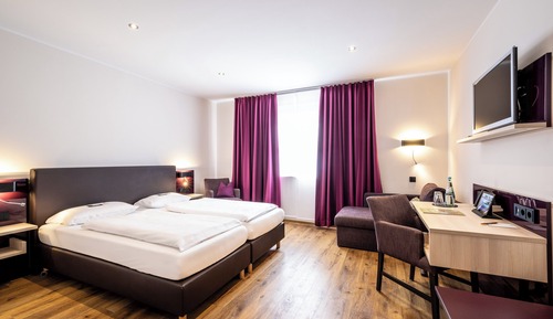 Chambre Triple Classique, côté jardin