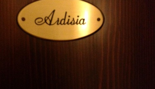 Chambre Triple Tradition, vue colline (Ardisia)