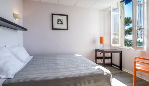 Suite, salle de bains privée