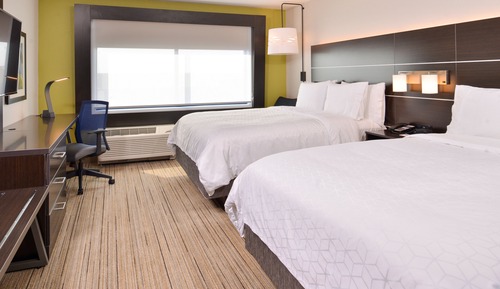 Chambre, 2 grands lits, accessible aux personnes à mobilité réduite (Hearing)