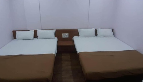 Chambre Quadruple (NON AC)