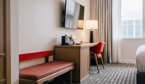 Chambre Deluxe, 1 lit double, accessible aux personnes à mobilité réduite