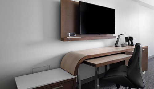 Chambre, plusieurs lits